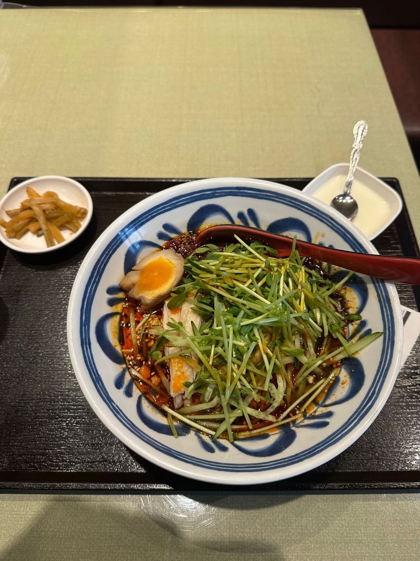 よだれ鶏麺 地獄辛