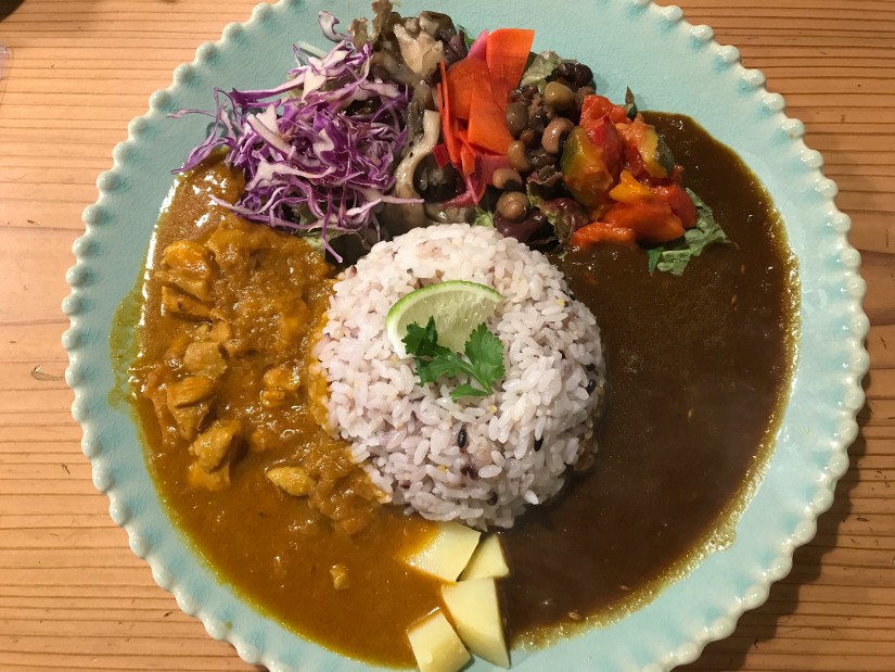 女王さまのオリジナルカレー&チキンカレー 中辛・辛口