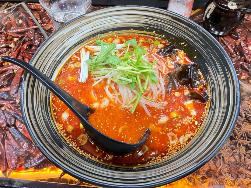 刀削麺 麻辣 激辛