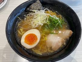 青唐辛子の貝節塩ラーメン 唐辛子4本