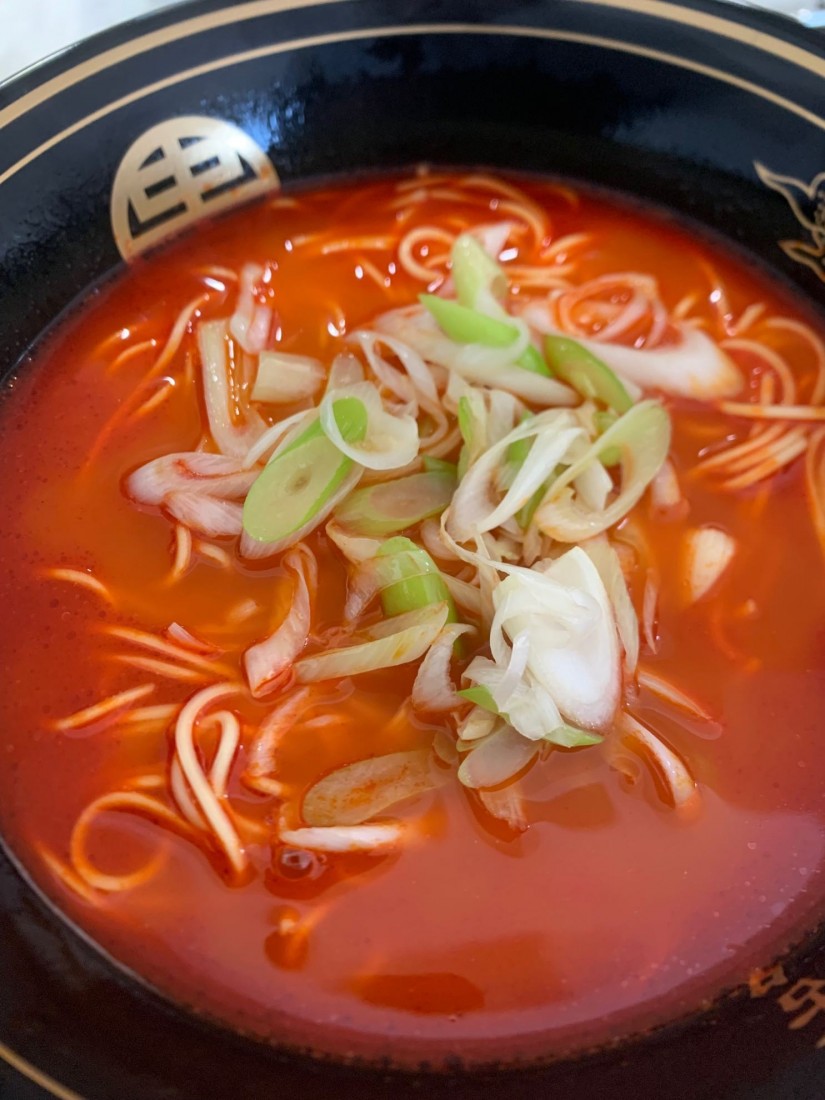 タンタン麺 紅ラーメン 0.53KM - 株式会社OHTOMO | 辛メーター