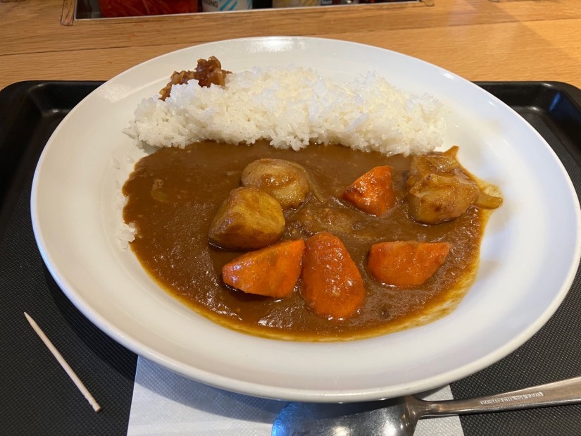 ごろごろ野菜カレー(辛さ4)