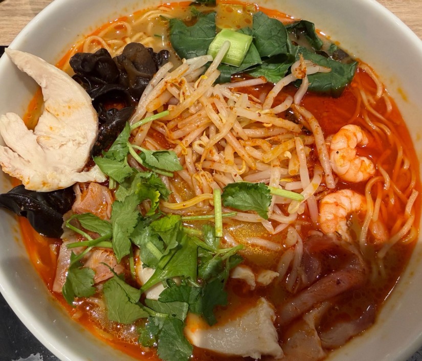 麻辣湯麺（中華麺） 3辛