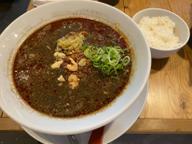 黒胡麻担々麺 5辛