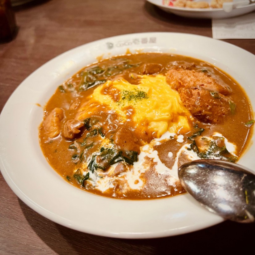 オムカレー ビーフ3辛