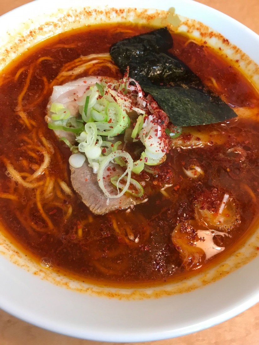 赤たまる中華そば