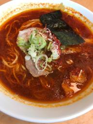 赤たまる中華そば