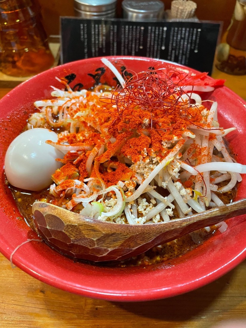 スパイス辛味噌ラーメン・赤