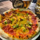 ピリ辛挽肉とアボカドのメキシカン