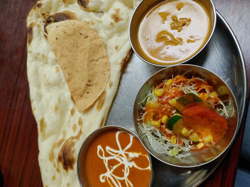 Dランチ(エビカレー＆チキンカレー) 100辛