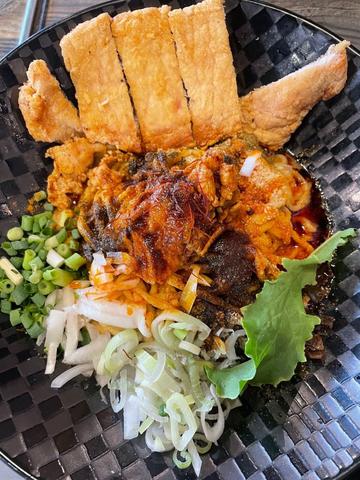 パイコー汁なし担々麺 辛さ3、しびれ3
