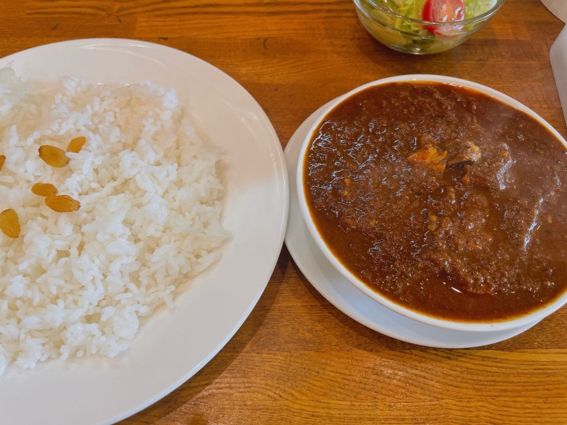 チキンカレー  セミホットとホットの中間