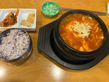 チーズスントウブチゲ