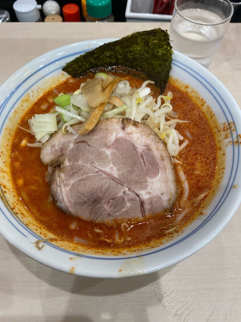 オロチョンラーメン 20倍 店では一切責任を持ちません