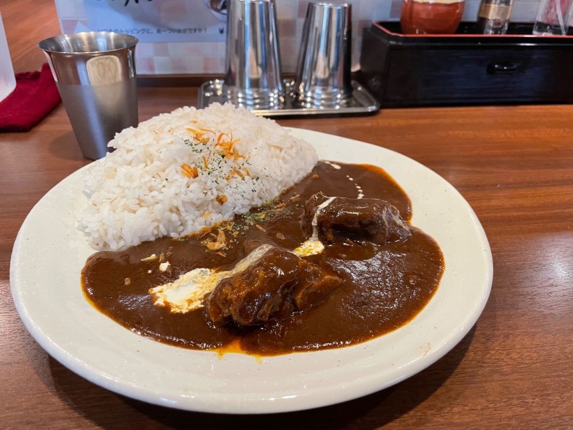 欧風牛たんカリー(大盛り) 辛口