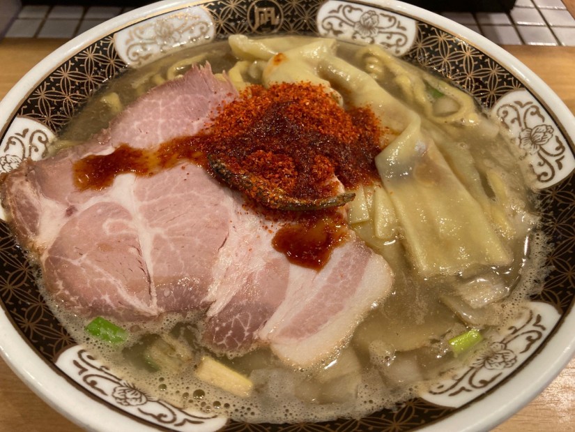 すごい煮干しラーメン 7辛