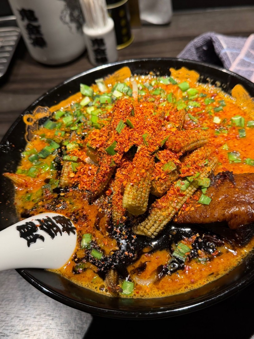 ヤングコーンカラシビ味噌ラーメン 辛さ鬼増し痺れ普通