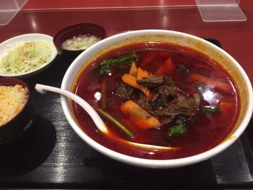 牛肉ラーメン