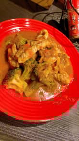 せせりとブロッコリーのトマトソース 鬼辛