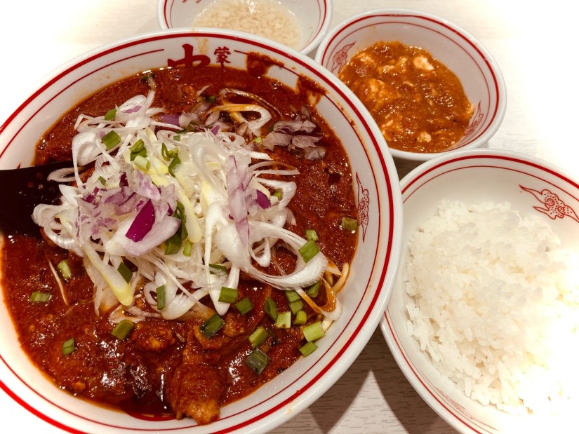 勝浦風トンタン麺 10倍 7辛