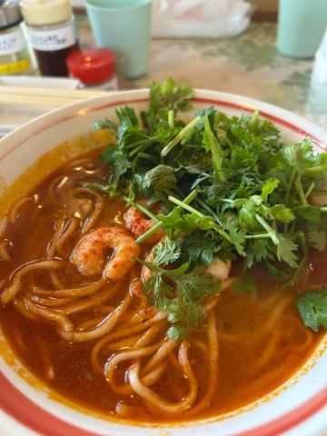 海老トムヤムラーメン