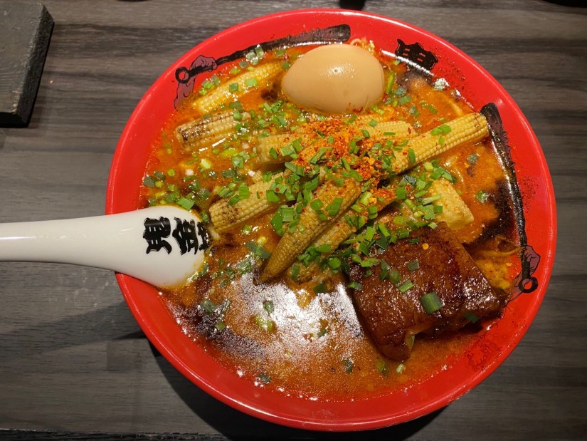 ヤングコーンカラシビ味噌らー麺