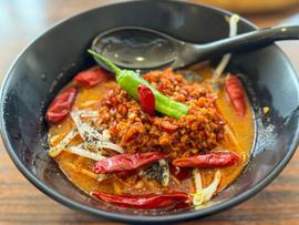 極辛唐辛子の坦々うどん 発汗サウナー Ver