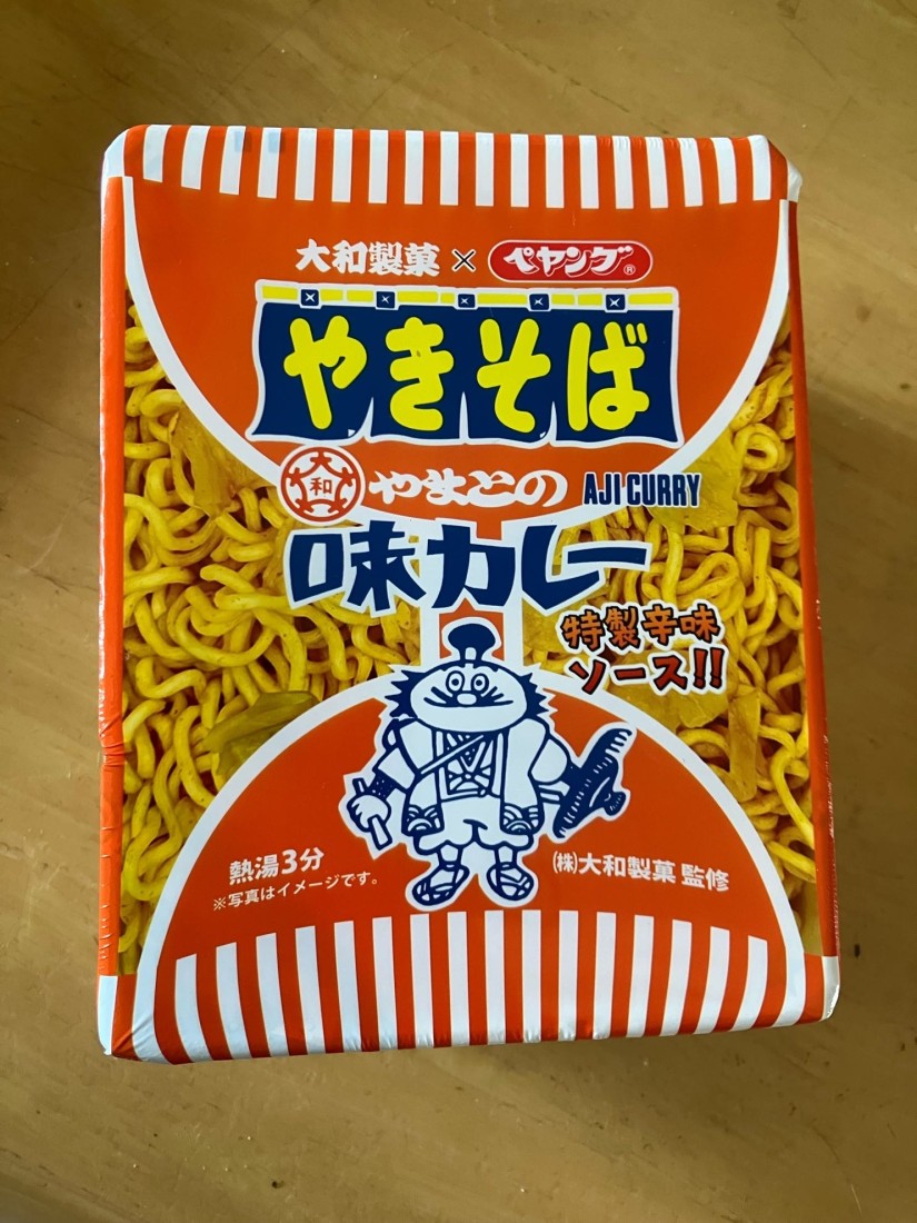 ペヤング やきそばやまとの味カレー