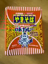 ペヤング やきそばやまとの味カレー