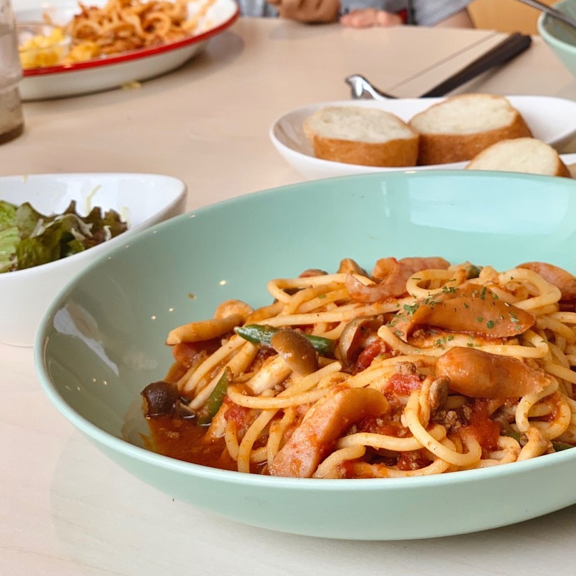 ソーセージ・しめじのミートソース 激辛