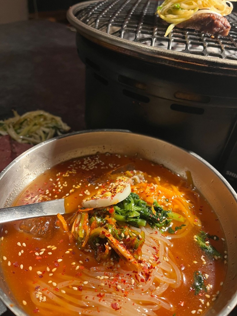 辛冷麺 減量期なのでハーフにしてもらいました