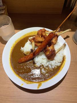 チキンとウィンナー1本カレー 辛 甘 又は 辛