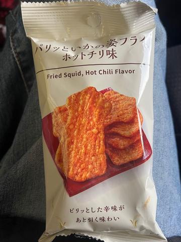 パリッといかの姿フライ ホットチリ味 ピリ辛