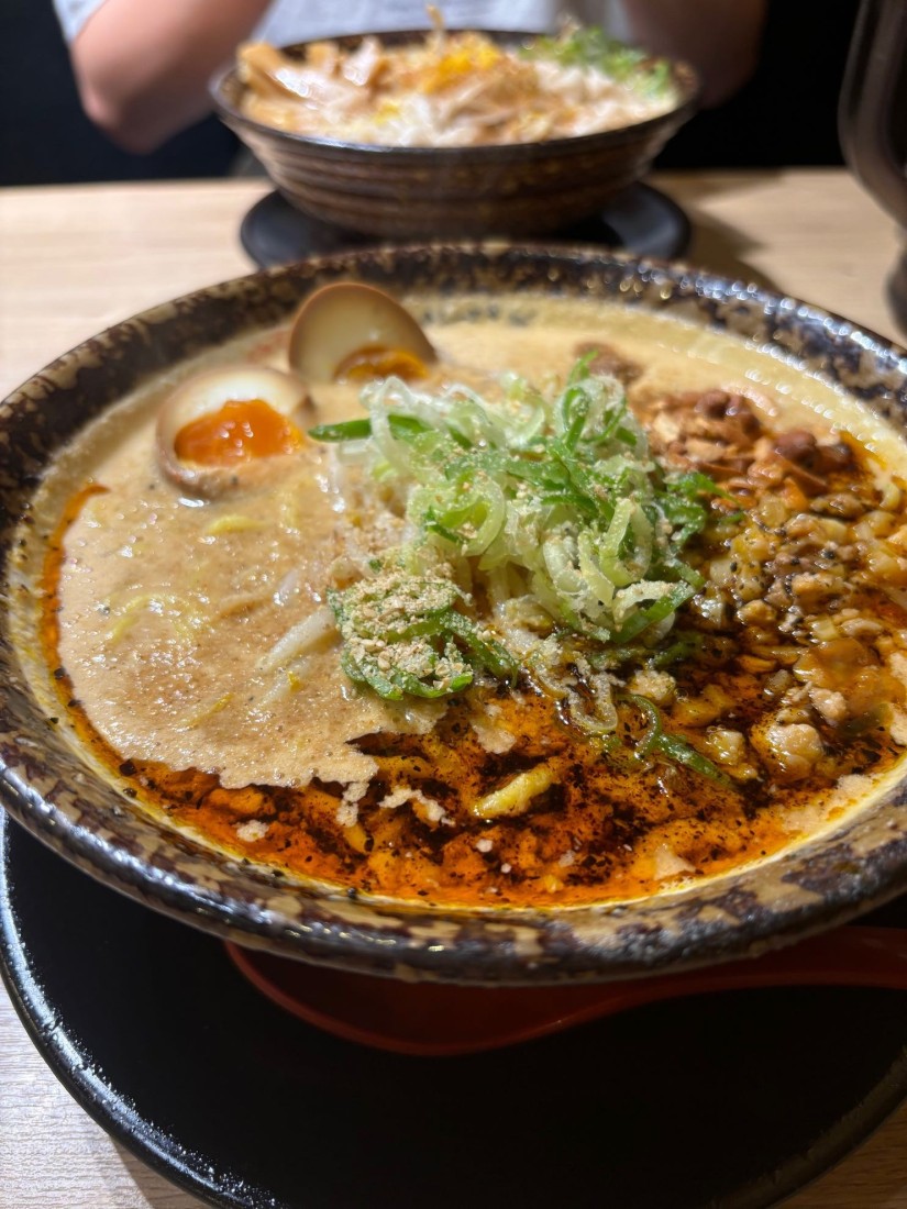 濃厚担々麺 味玉入り