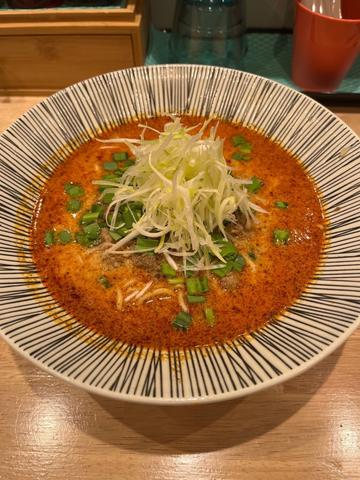 四川風坦々麺 痺れる辛さ