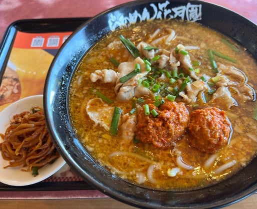 豚スタミナラーメン ハバネロ×2、壺ニラ×3