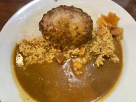 阿蘇とり宮のあか牛ハンバーグカレー