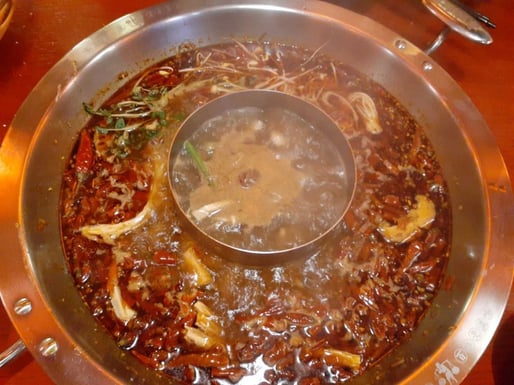 三鮮二色鍋 4辛