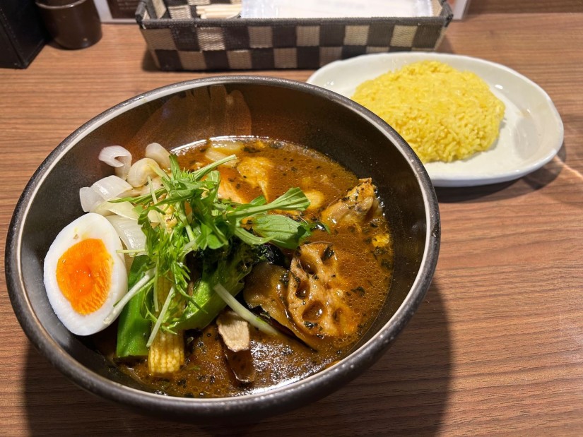 特選チキン野菜カリー 4辛