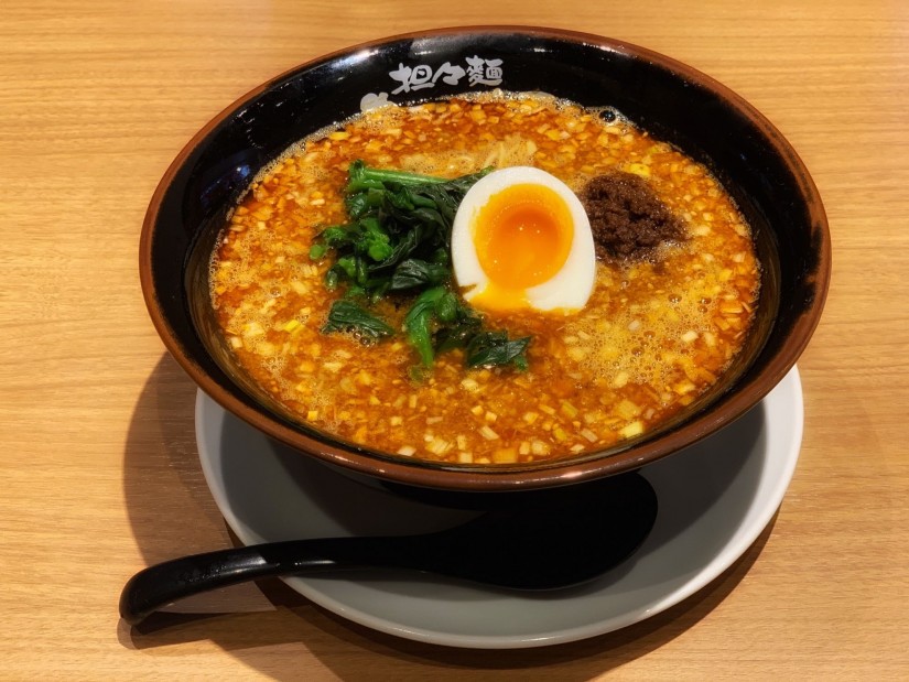 赤の担々麺 中辛