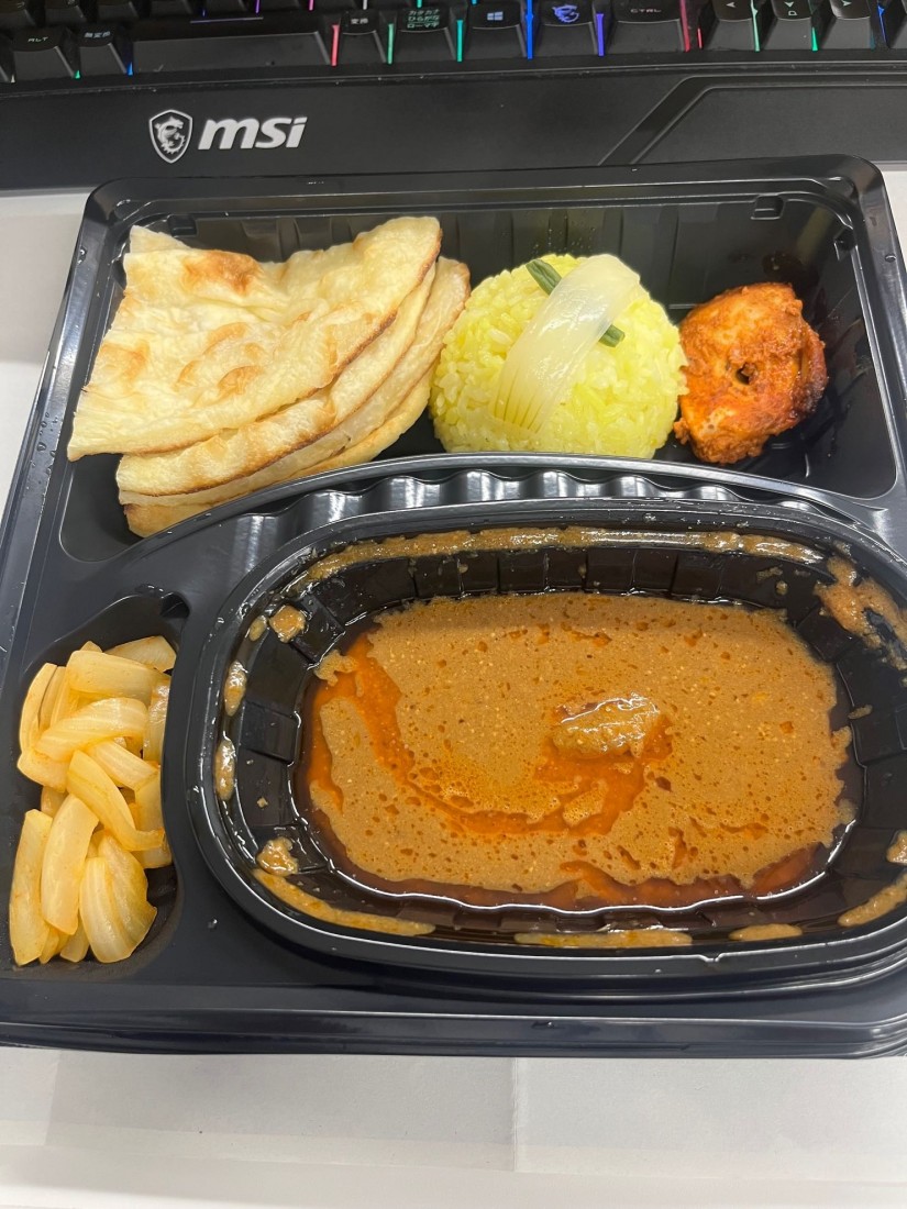 ナンカレー弁当 ハイデラ (4辛)