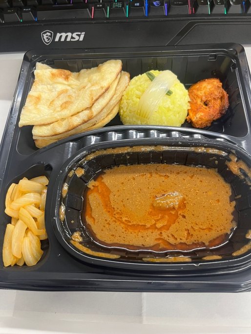 ナンカレー弁当　ハイデラ （4辛）