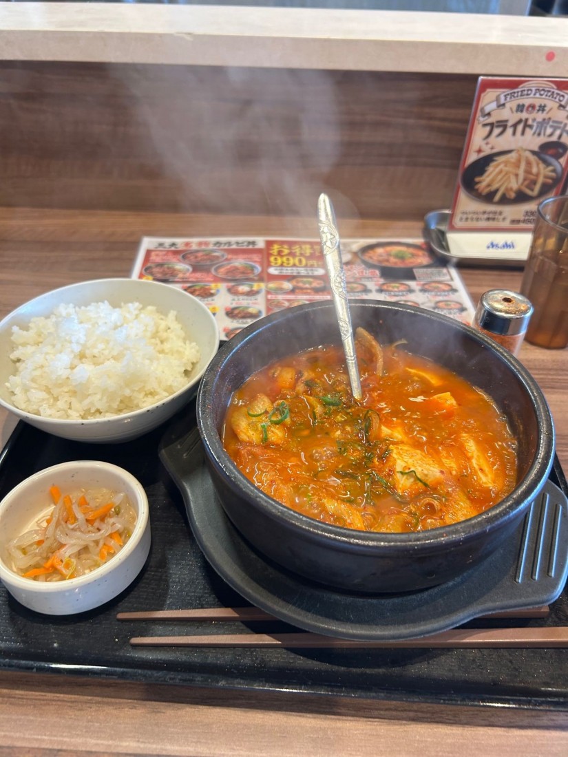 具だくさんうま辛スン豆腐 辛口