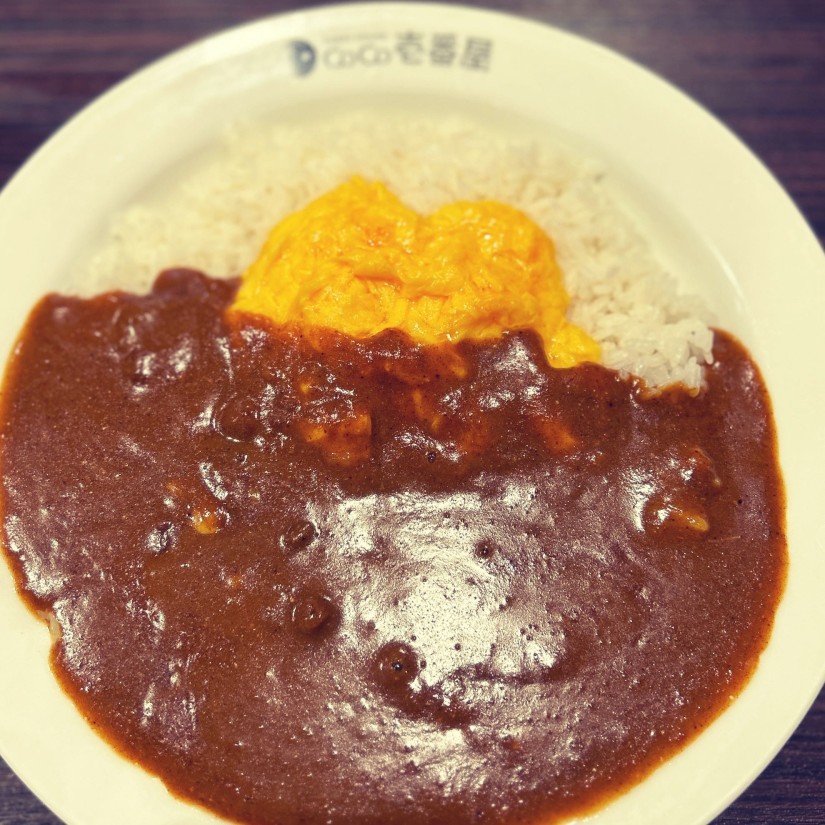 スクランブルエッグカレー チーズトッピング 10辛
