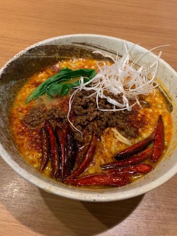 麻辣担々麺