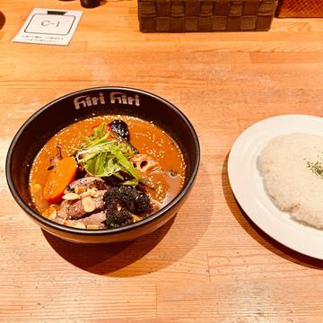 希少ラム肩ロースのステーキカリー 10辛