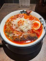 柚辛紅ラーメン 7丁目