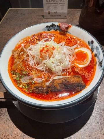 柚辛紅ラーメン 7丁目