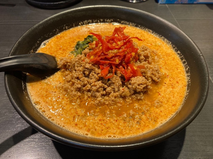 地獄の坦々麺 30辛 プロフェッショナル