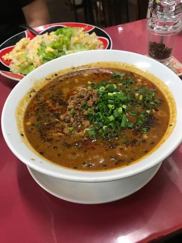 黒坦々麺